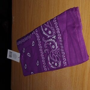 🧣2/$5 Bandana Sale